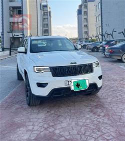 جيب جراند شيروكي